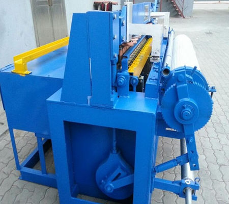 High Efficiency Full Automatic Galvanized Wire Welded Roll Mesh Welding Machine