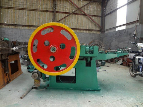 Z94 Easy Operate Automatic Nail Making Machine (Manufacturer)