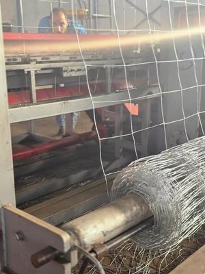 Automatic Hinge Joint Grassland Cattle Deer Hourse Fence Machine