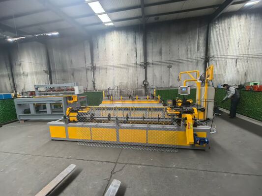 new design PLC Full Automatic Chain Link Fence Machine / Diamond wire Mesh machine