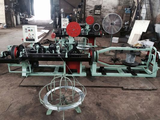 China Manufacturer Single Strand Barbed Wire Mesh Making Machine