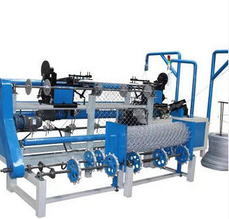 Automatic Diamond Mesh Chain Link Fence Machine for Cyclone Wire